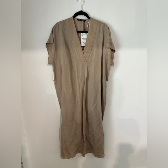 Zara oversized Beige linen belted V-Neck Dress size small new with tags - Picture 2 of 13
